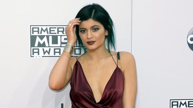 Кайли Дженър с червена коса: Аз съм новата Ариел