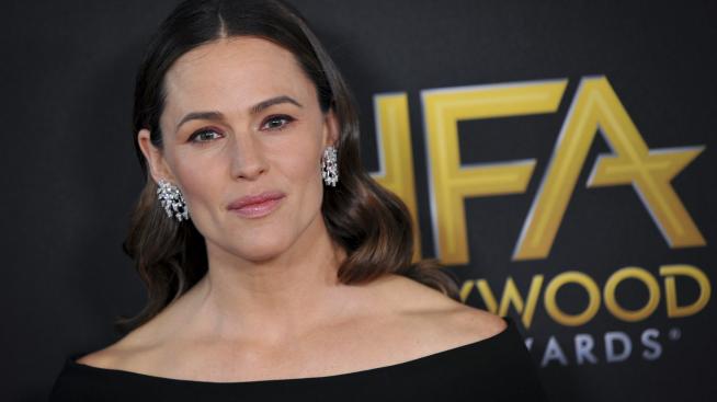 Дженифър Гарнър разкри как се справя с маскнето 