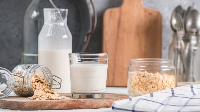 Овесено мляко – какво представлява и полезно ли е?