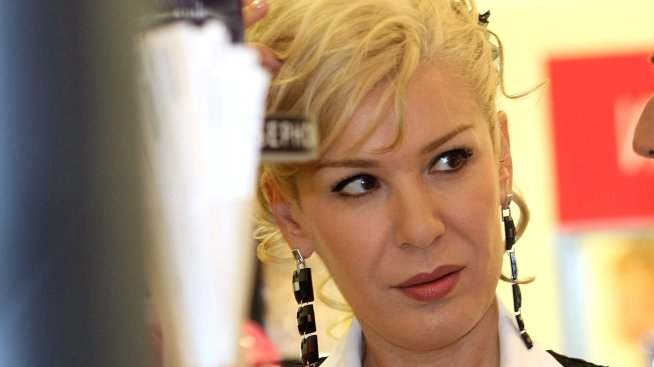 Бъдещата баба Гала почива с бременната си дъщеря