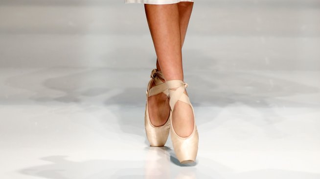 Обувки за лятото - как да носите пантофки