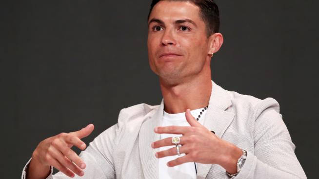 Лукс за милиони: Роналдо си поръча ново Bugatti