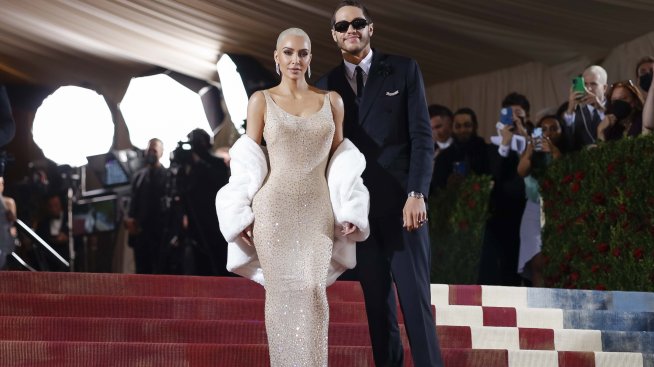 Плаж за двама – Ким Кардашян и Пийт Дейвидсън на почивка