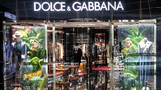 Руски прокурори срещу новата реклама на Dolce&Gabbana