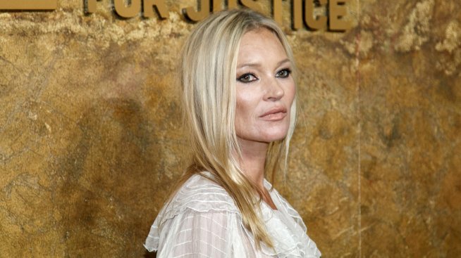 Кейт Мос отказва да се примири с възрастта: Не се чувствам на 50 години