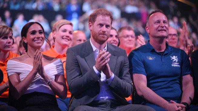 Меган Маркъл и принц Хари с първа снимка на Лилибет