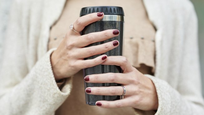 Есенен маникюр – най-добрите цветове за октомври