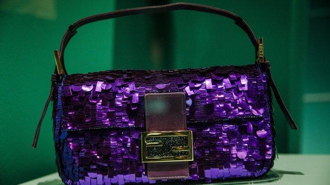 Стилни аксесоари – чантата тип багета отново се завръща