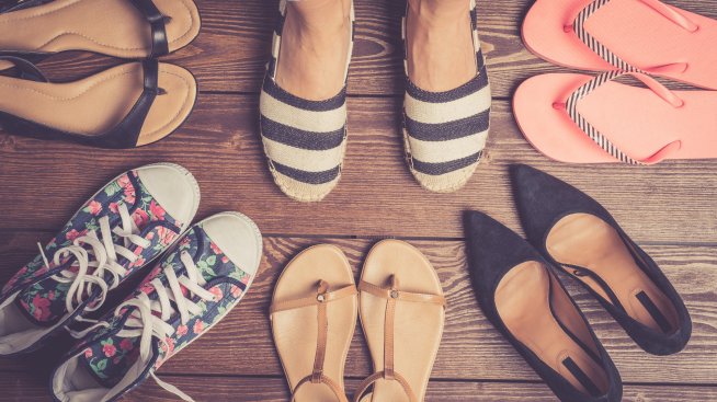 Къси панталони за лятото - какви обувки им подхождат