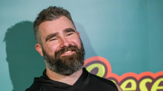 Гордост в семейството на Тейлър Суифт – Джейсън Келси е номиниран за награда „Еми“