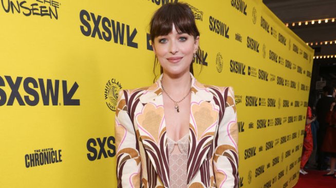 Дакота Джонсън за „50 нюанса сиво“: Процесът на снимки беше доста хаотичен