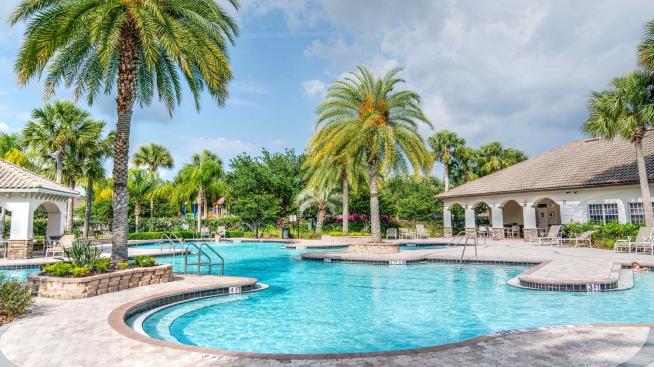 Величествената вила на Бранджелина в Майорка