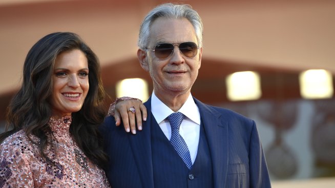 Андреа Бочели разкрива тайната за поддържането на искрата в 10-годишния си брак