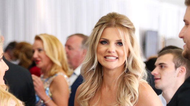 Вдовицата Бояна Шарлопова показва топ форма по бански