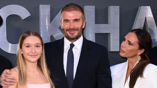 Сладка семейна приказка – Харпър Бекъм гримира баща си Дейвид