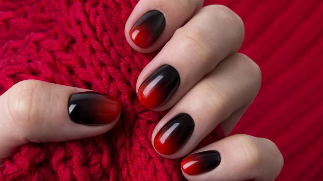 Маникюр в червено: 5 лесни идеи
