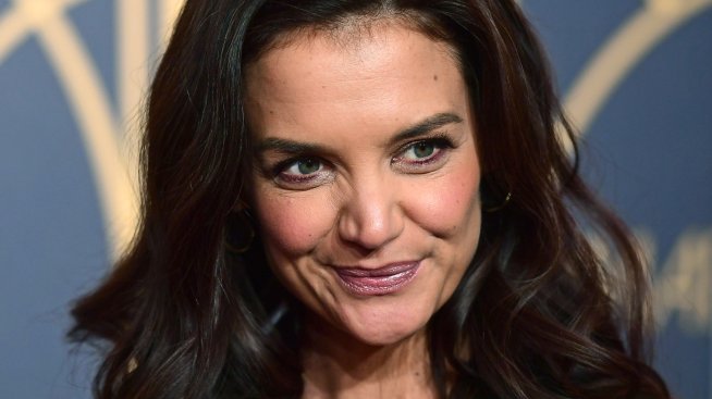 Кейти Холмс – едно дете на 44