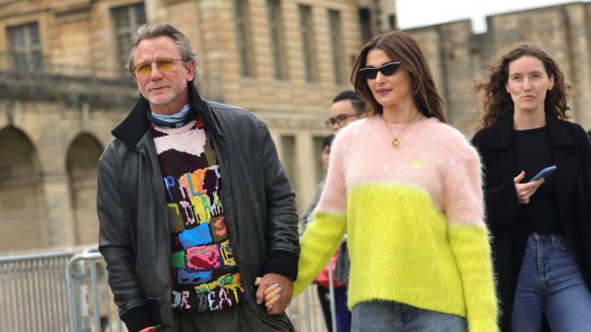 Бонд е в миналото – Даниел Крейг привлече вниманието със странен колоритен ансамбъл