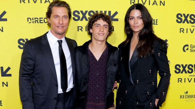 Голям празник в дома на Матю и Камила Макконъхи 