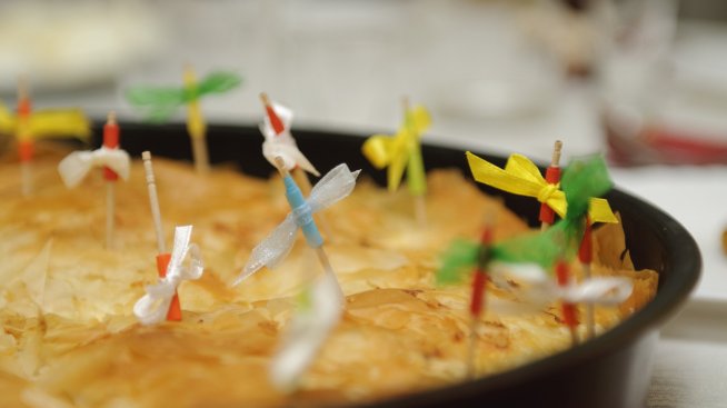 Новогодишна баница с късмети – как да я приготвите