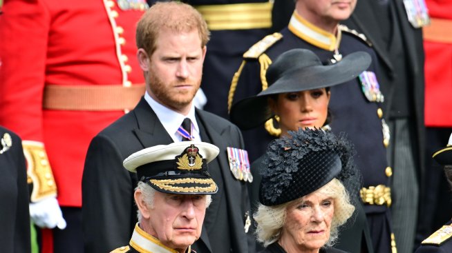 Неприязън: Принц Хари не искал да е в една стая с кралица Камила