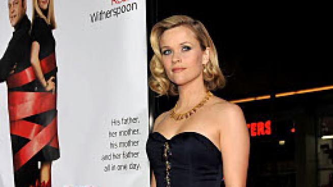 Коледен дух и един кон за Рийз Уидърспуун