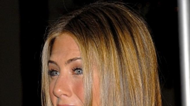 Дженифър Анистън остана без дрехи и си призна всичко