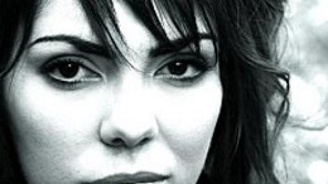 Електронното момиче  Laylla Dane