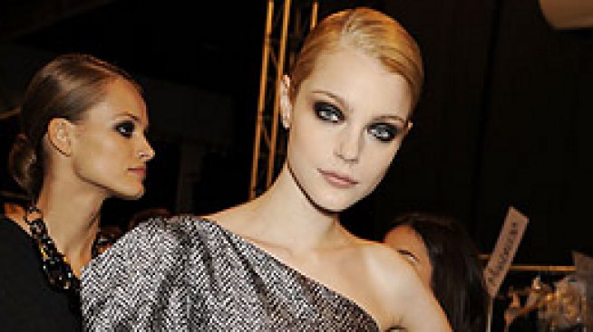 С чудна рокля през есента и зимата