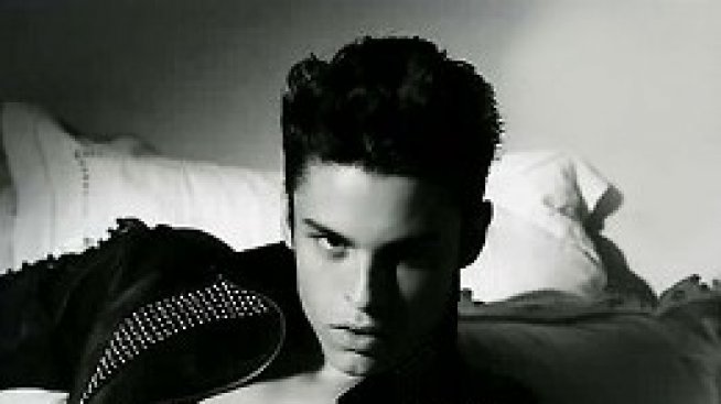 Музата на Карл Лагерфелд - Батист Джабикони