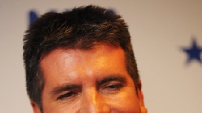 Саймън Кауъл отвя Деп, Пит и Клуни