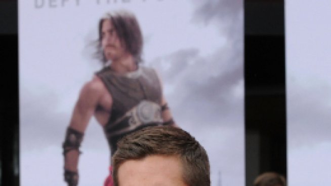 Принцът на Персия Джейк Гиленхал и малките му мускули