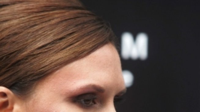 И Виктория Бекъм не е идеална. Имала лоша кожа