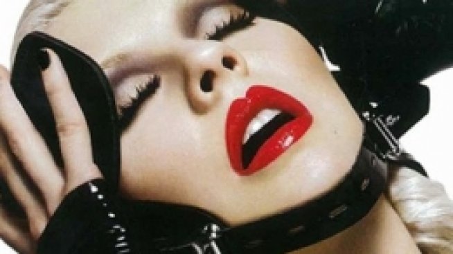 Бионичната Кристина Агилера