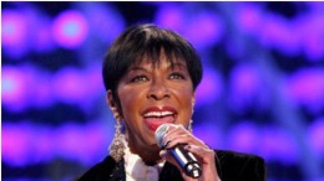 Супер. И Натали Кол ни идва на гости