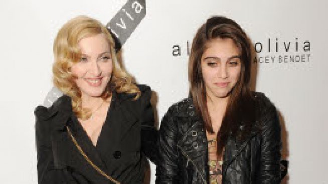 Карлос Леон: Бизнесът на Мадона е тялото й