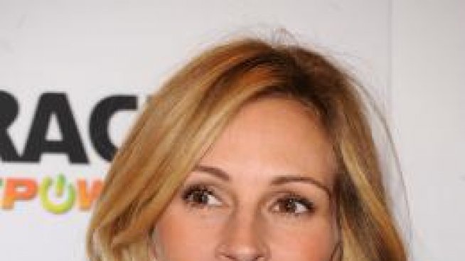 Джулия Робъртс надвива стреса. Плете и шие