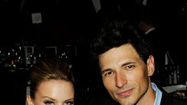 Кайли ще живее с приятеля си