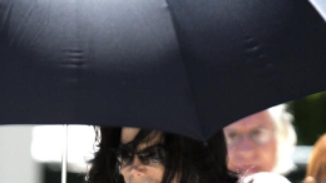 Ще съдят лекаря на Майкъл Джексън