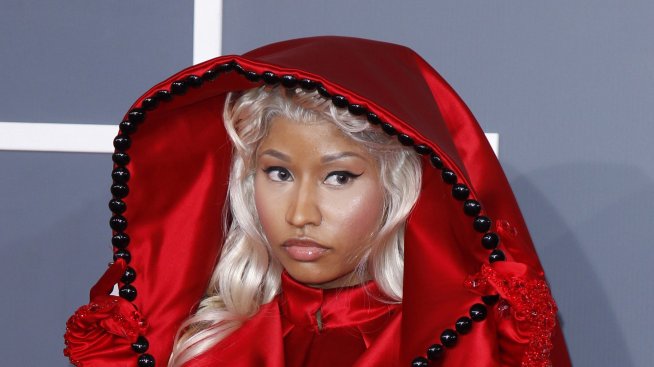 Ники Минаж харчи по 50 000 долара за аксесоари на месец