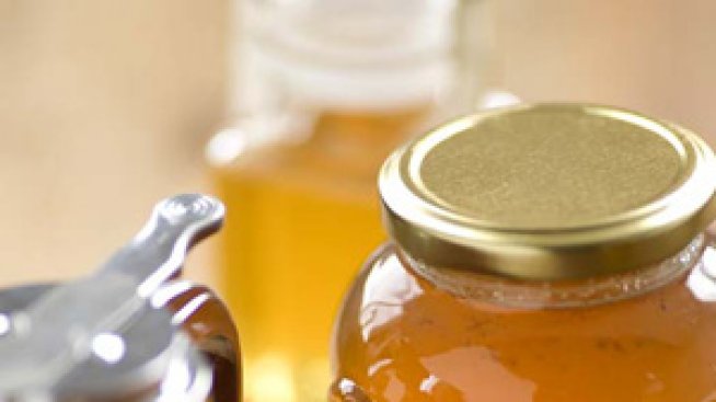 За добро здраве започнете деня си с мед и вода