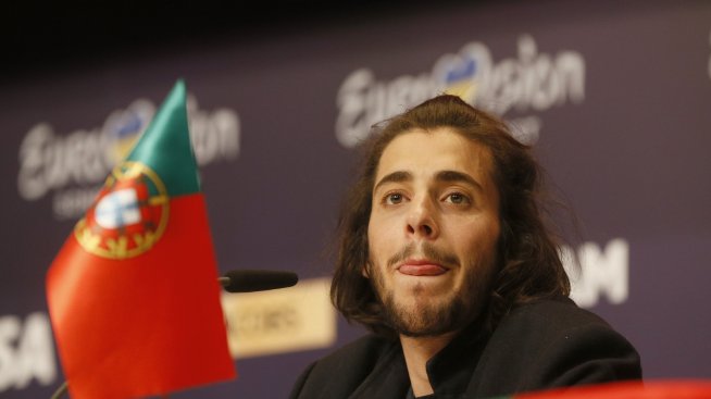 Победителят от „Евровизия“ Салвадор Собрал в тежко състояние