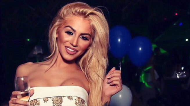 Гущеров замени Мария с прохождаща фолкпевица и плеймейтка