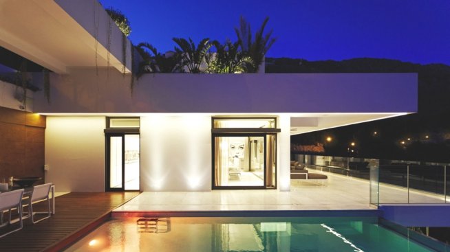 Впечатляваща вила в Коста Бланка