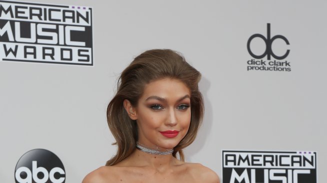 Коя е най-красива на червения килим?