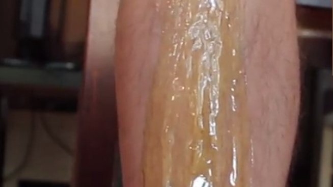 Канадец се измъчи със 100 слоя кола маска (ВИДЕО)