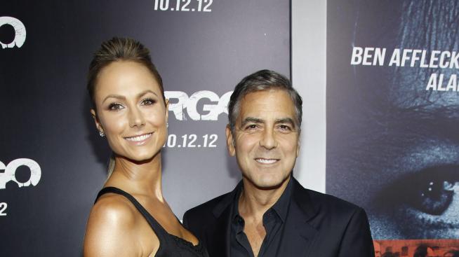 Джордж Клуни определено не е скъсал със Стейси