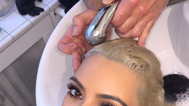 Ким вече се оплака от платинените си коси