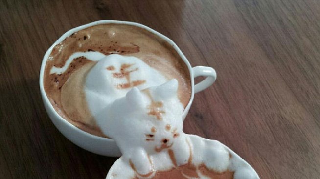 Изкуство върху чаша лате