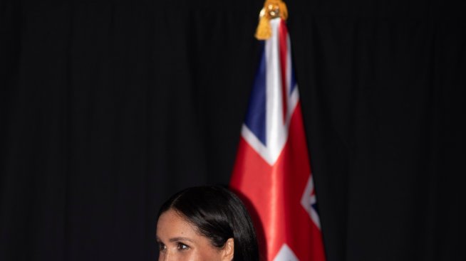 Принц Чарлз забранил на Меган да носи скъпоценна тиара